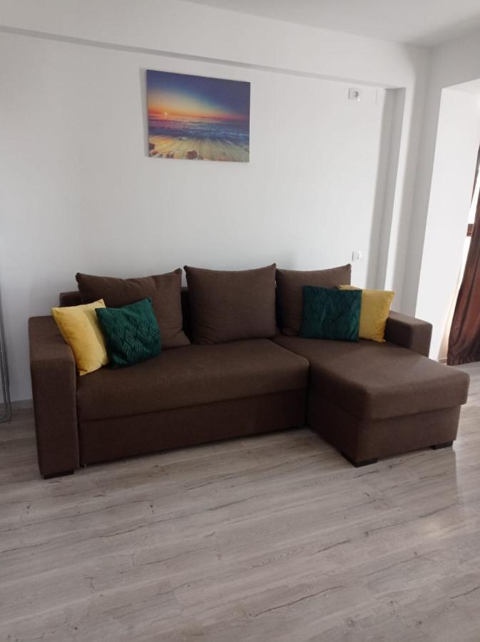 Apartament Lulu Mamaia Nord, 3 Minute De Plaja Navodari Bagian luar foto